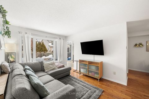 Photo 15 at 211 Longshire Circle, Nepean (Longfields), Ottawa