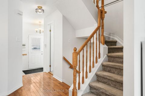Photo 17 at 211 Longshire Circle, Nepean (Longfields), Ottawa