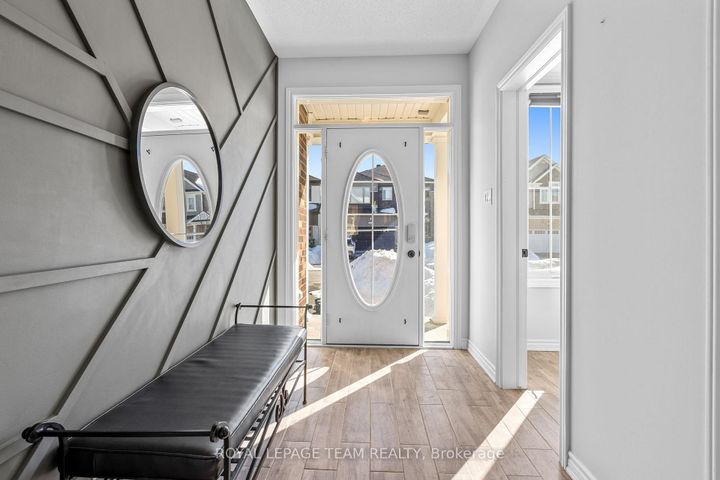 Photo 3 at 309 Proxima Terrace, Nepean (Half Moon Bay), Ottawa