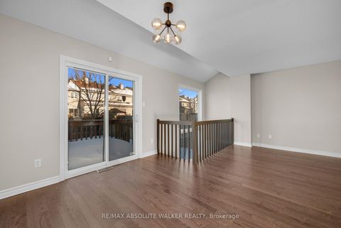 Photo 8 at 1538 Briarfield Crescent, Fallingbrook/Ridgemount, Orleans