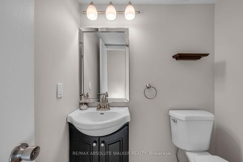 Photo 17 at 1538 Briarfield Crescent, Fallingbrook/Ridgemount, Orleans