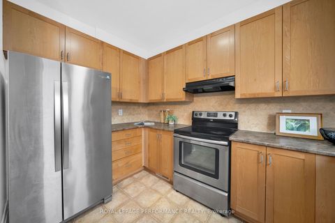 Photo 9 at 262 Tempest Drive, Stittsville (North), Stittsville