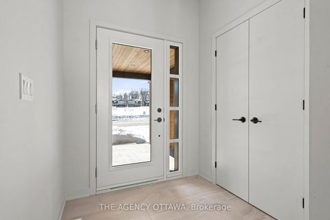 Photo 3 at 1003 KITIGAN Grove, Kanata Lakes/Heritage Hills, Kanata