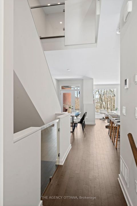 Photo 4 at 386 WALDEN Drive, Kanata Lakes/Heritage Hills, Kanata