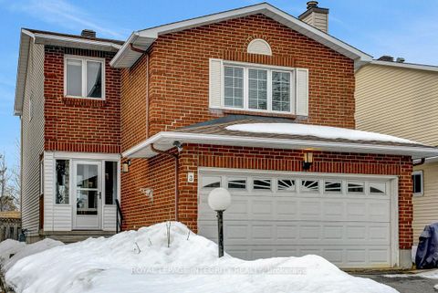 Photo 1 at 3 Palomino Drive, Bridlewood, Kanata