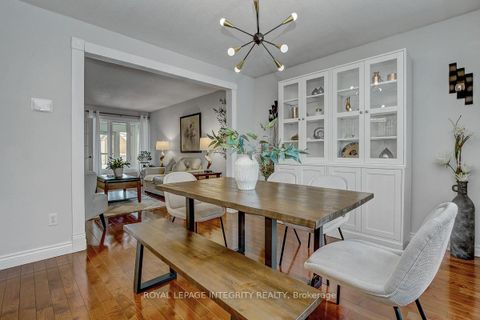 Photo 10 at 3 Palomino Drive, Bridlewood, Kanata