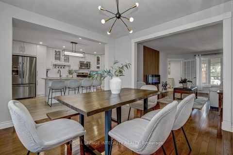 Photo 11 at 3 Palomino Drive, Bridlewood, Kanata