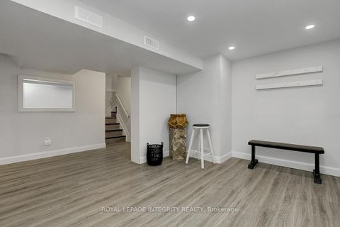 Photo 33 at 3 Palomino Drive, Bridlewood, Kanata