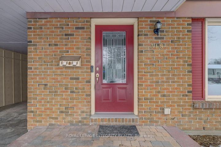 Photo 3 at 318 Dalehurst Drive, Nepean (Tanglewood), Ottawa