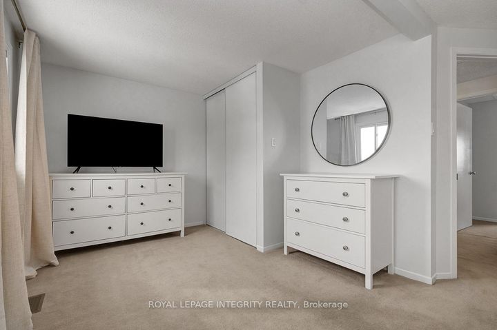 Photo 28 at 318 Dalehurst Drive, Nepean (Tanglewood), Ottawa