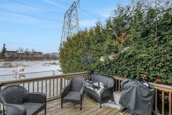 Photo 38 at 318 Dalehurst Drive, Nepean (Tanglewood), Ottawa