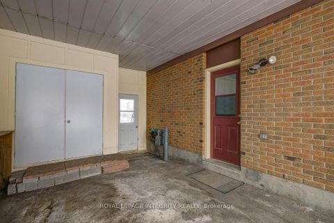 Photo 4 at 318 Dalehurst Drive, Nepean (Tanglewood), Ottawa