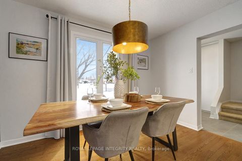 Photo 23 at 318 Dalehurst Drive, Nepean (Tanglewood), Ottawa