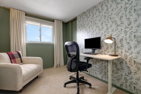 Photo 32 at 318 Dalehurst Drive, Nepean (Tanglewood), Ottawa