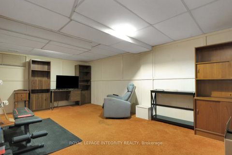 Photo 35 at 318 Dalehurst Drive, Nepean (Tanglewood), Ottawa