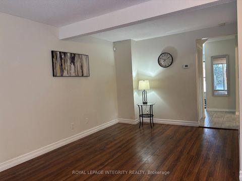 Photo 5 at 36 - 1867 Simard Drive, Chateauneuf, Orleans