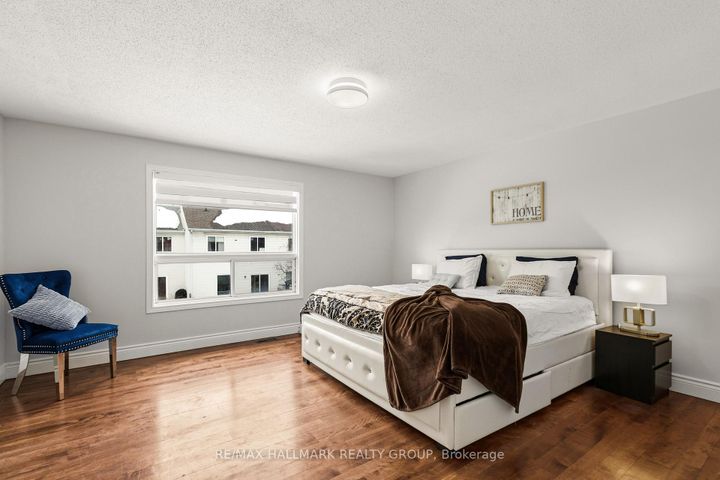 Photo 20 at 340 Stoneway Drive, Nepean (Barrhaven East), Ottawa