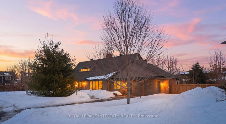 Photo 0 at 8 Smugglers Court, Nepean (Arlington Woods), Ottawa