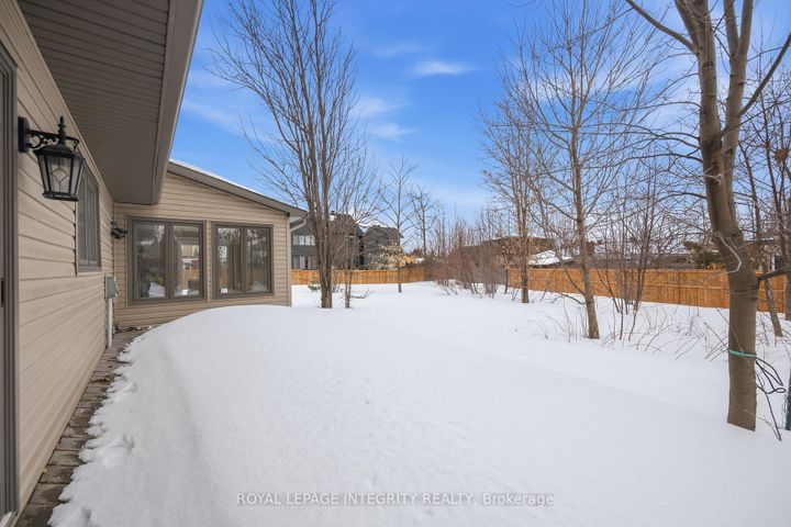 Photo 48 at 8 Smugglers Court, Nepean (Arlington Woods), Ottawa