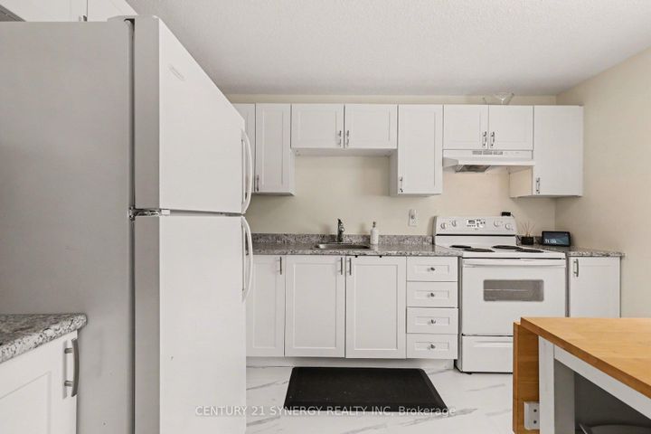 Photo 6 at 65 - 24 Sherway Drive, Nepean (Pheasant Run), Ottawa