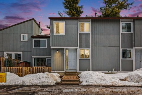 Photo 2 at 65 - 24 Sherway Drive, Nepean (Pheasant Run), Ottawa