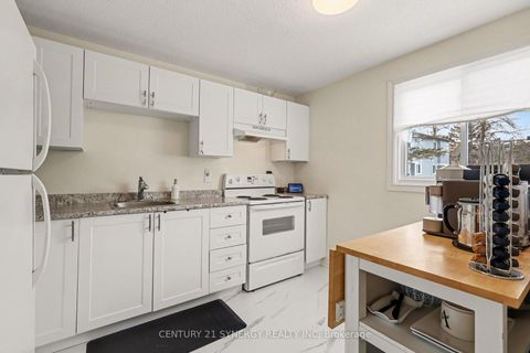 Photo 5 at 65 - 24 Sherway Drive, Nepean (Pheasant Run), Ottawa