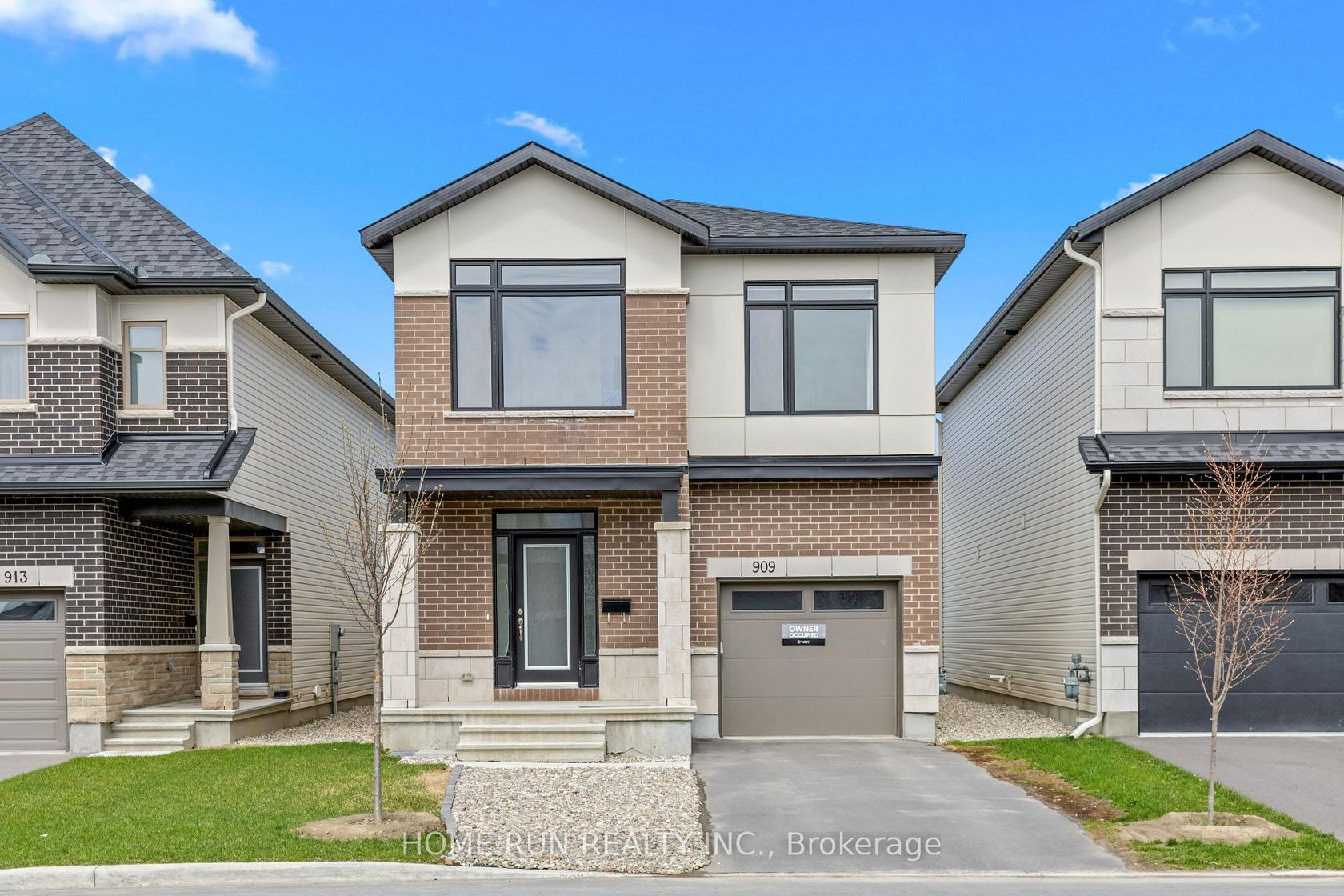 909 Beckton Heights, Stittsville (South), Stittsville 2