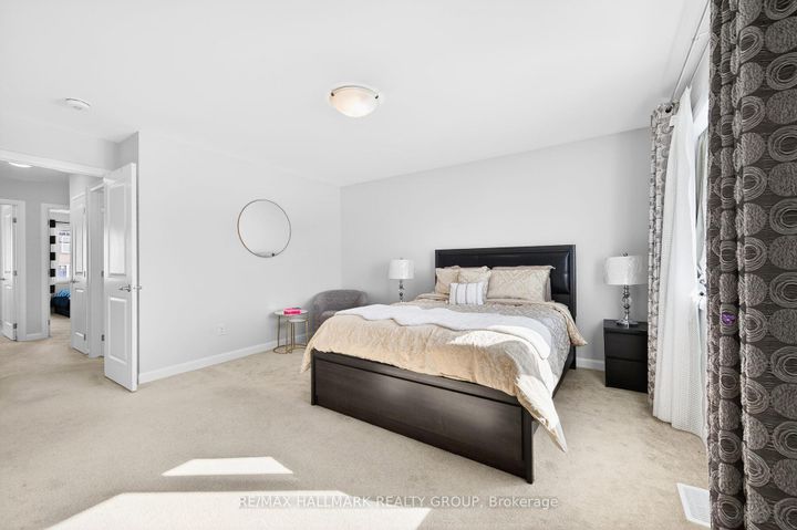 Photo 14 at 562 Clemency Crescent, Nepean (Heritage Park), Ottawa