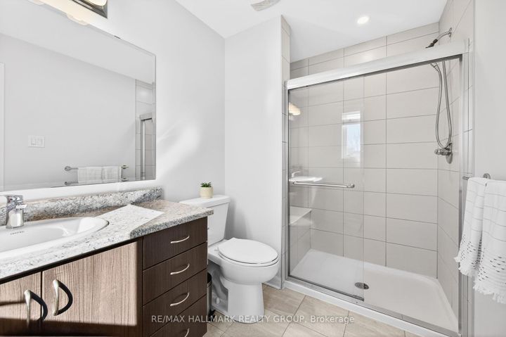 Photo 18 at 562 Clemency Crescent, Nepean (Heritage Park), Ottawa