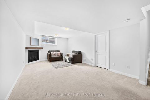 Photo 25 at 562 Clemency Crescent, Nepean (Heritage Park), Ottawa