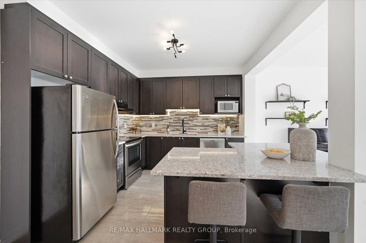 Photo 6 at 130 Umbra Place, Nepean (Half Moon Bay), Ottawa