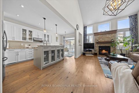 Photo 16 at 330 Bobolink Ridge, Emerald Meadows/Trailwest, Kanata