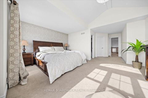 Photo 29 at 330 Bobolink Ridge, Emerald Meadows/Trailwest, Kanata