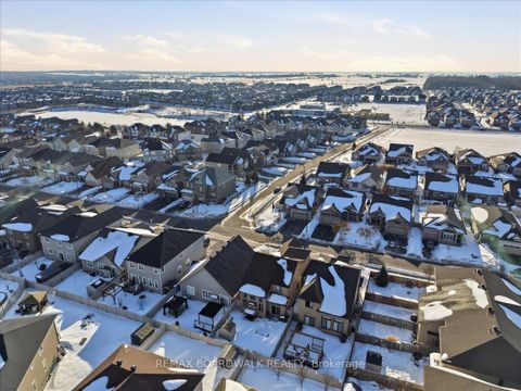 Photo 46 at 330 Bobolink Ridge, Emerald Meadows/Trailwest, Kanata