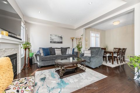 Photo 17 at 528 Rouncey Road, Emerald Meadows/Trailwest, Kanata