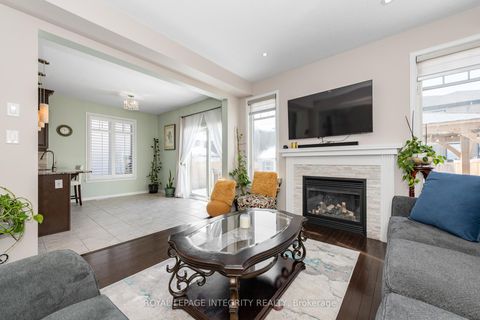Photo 18 at 528 Rouncey Road, Emerald Meadows/Trailwest, Kanata