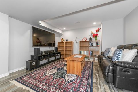 Photo 43 at 528 Rouncey Road, Emerald Meadows/Trailwest, Kanata