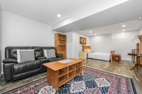 Photo 44 at 528 Rouncey Road, Emerald Meadows/Trailwest, Kanata