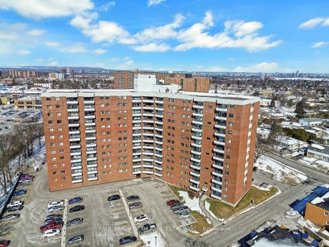 Photo 1 at 518 - 20 Chesterton Drive, Nepean (Borden Farm/Stewart Farm/Carleton Heights/Parkwood Hills), Ottawa