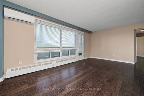 Photo 5 at 518 - 20 Chesterton Drive, Nepean (Borden Farm/Stewart Farm/Carleton Heights/Parkwood Hills), Ottawa