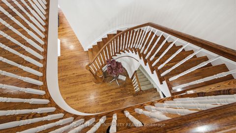 Photo 39 at 20 FARMFIELD Crescent, Emerald Meadows/Trailwest, Kanata