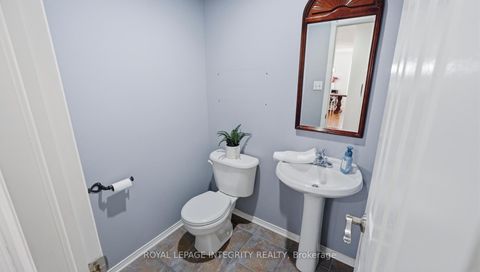 Photo 42 at 20 FARMFIELD Crescent, Emerald Meadows/Trailwest, Kanata