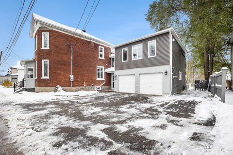 Photo 4 at 13 Lombard Street, SMITHS FALLS, Smiths Falls