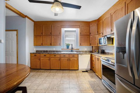 Photo 13 at 13 Lombard Street, SMITHS FALLS, Smiths Falls