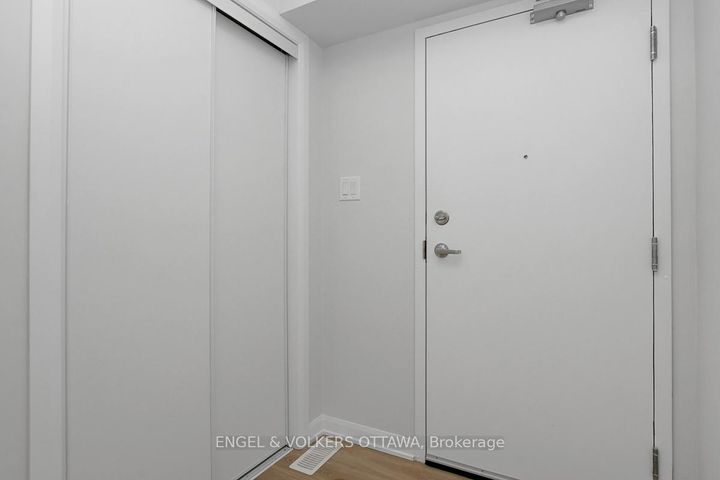 Photo 6 at 12 - 801 Glenroy Gilbert Drive, Nepean (Strandherd), Ottawa