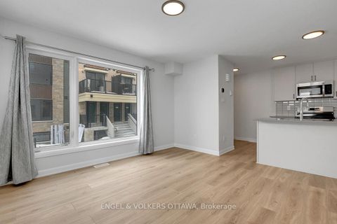 Photo 18 at 12 - 801 Glenroy Gilbert Drive, Nepean (Strandherd), Ottawa