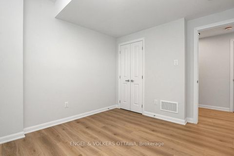 Photo 27 at 12 - 801 Glenroy Gilbert Drive, Nepean (Strandherd), Ottawa