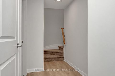 Photo 31 at 12 - 801 Glenroy Gilbert Drive, Nepean (Strandherd), Ottawa