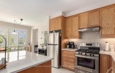 Photo 7 at 741 DERREEN Avenue, Stittsville (North), Stittsville