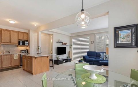 Photo 8 at 741 DERREEN Avenue, Stittsville (North), Stittsville